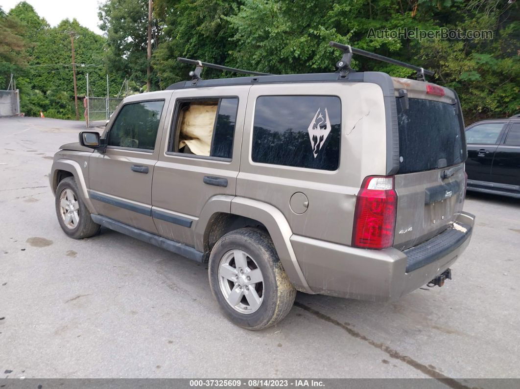 2006 Jeep Commander   Tan vin: 1J8HG48N56C104375