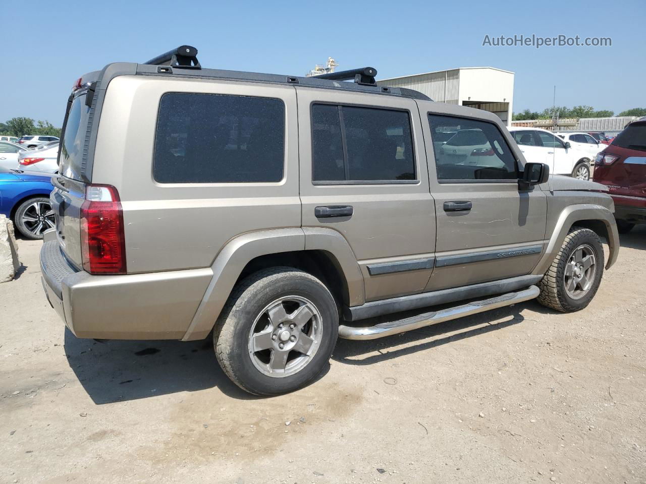 2006 Jeep Commander  Gold vin: 1J8HG48N56C132080