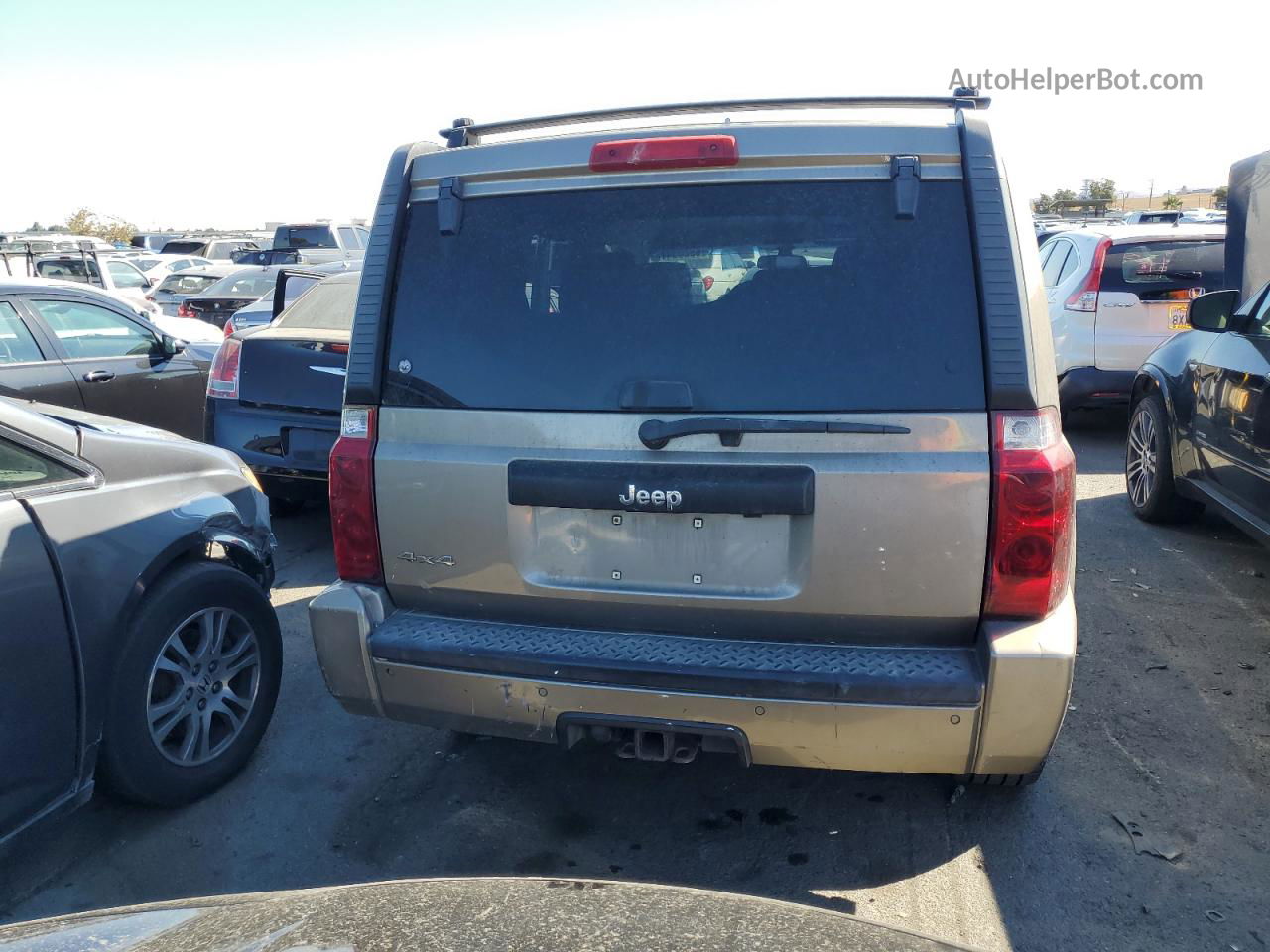 2006 Jeep Commander  Gray vin: 1J8HG48N76C228647