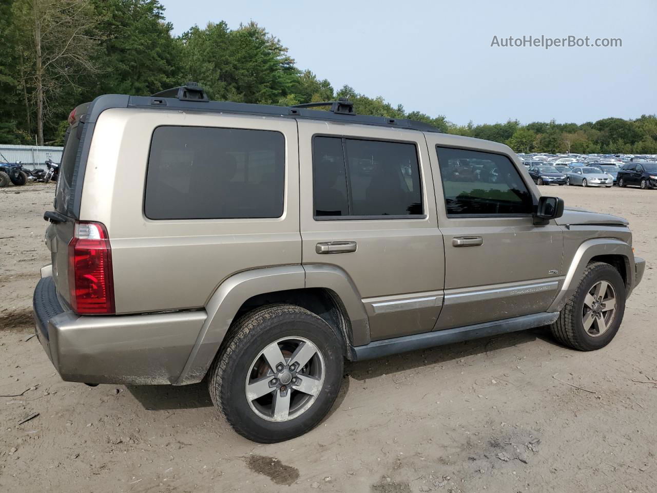 2006 Jeep Commander  Tan vin: 1J8HG48N76C313598