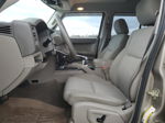 2006 Jeep Commander  Tan vin: 1J8HG48N86C104726