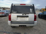 2006 Jeep Commander  Серебряный vin: 1J8HG48N96C104282