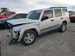 2006 Jeep Commander  Silver vin: 1J8HG48N96C104282