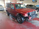 2006 Jeep Commander  Burgundy vin: 1J8HG48NX6C231381