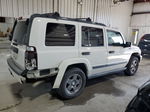 2006 Jeep Commander  White vin: 1J8HG48NX6C246768