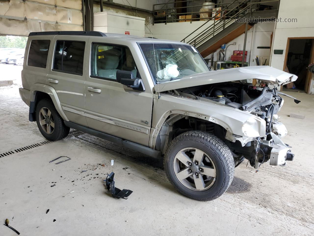 2006 Jeep Commander  Silver vin: 1J8HH48K26C367166