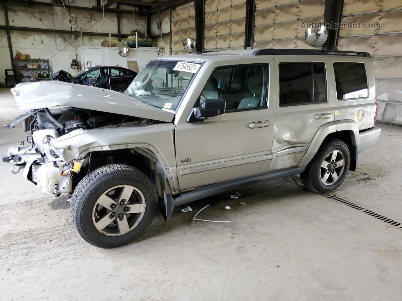 2006 Jeep Commander  Silver vin: 1J8HH48K26C367166