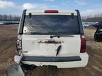 2006 Jeep Commander  Белый vin: 1J8HH48K56C136472