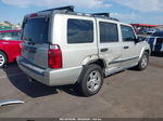 2006 Jeep Commander   Желто-коричневый vin: 1J8HH48K96C335072