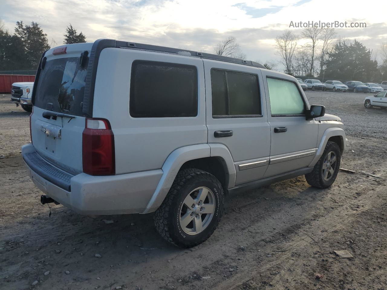 2006 Jeep Commander  Silver vin: 1J8HH48N36C239206