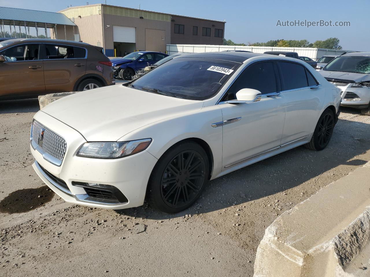 2017 Lincoln Continental Reserve Белый vin: 1LN6L9NP1H5629434