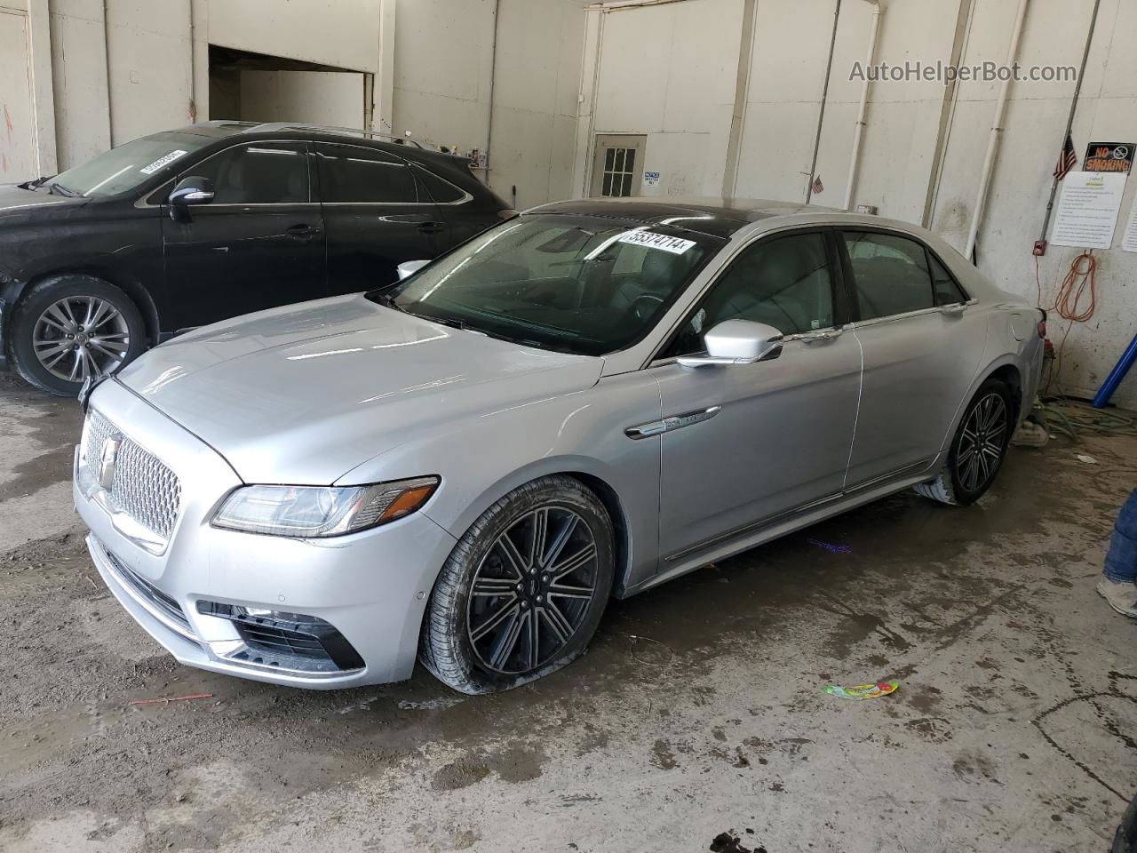 2017 Lincoln Continental Reserve Silver vin: 1LN6L9RP4H5611908