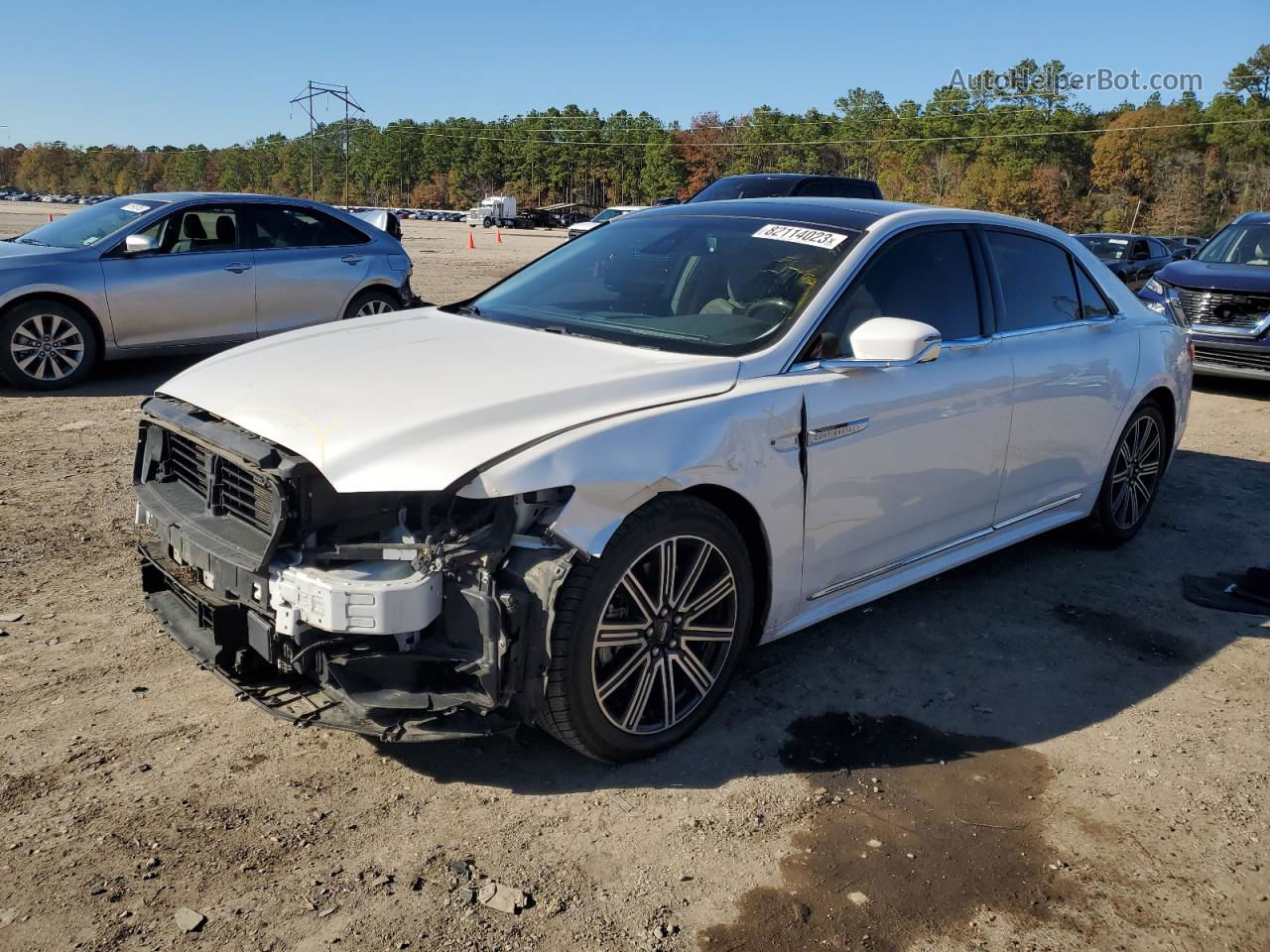 2017 Lincoln Continental Reserve White vin: 1LN6L9RP8H5628128