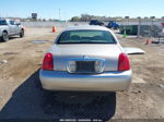 1999 Lincoln Town Car Signature Beige vin: 1LNFM82W5XY604214