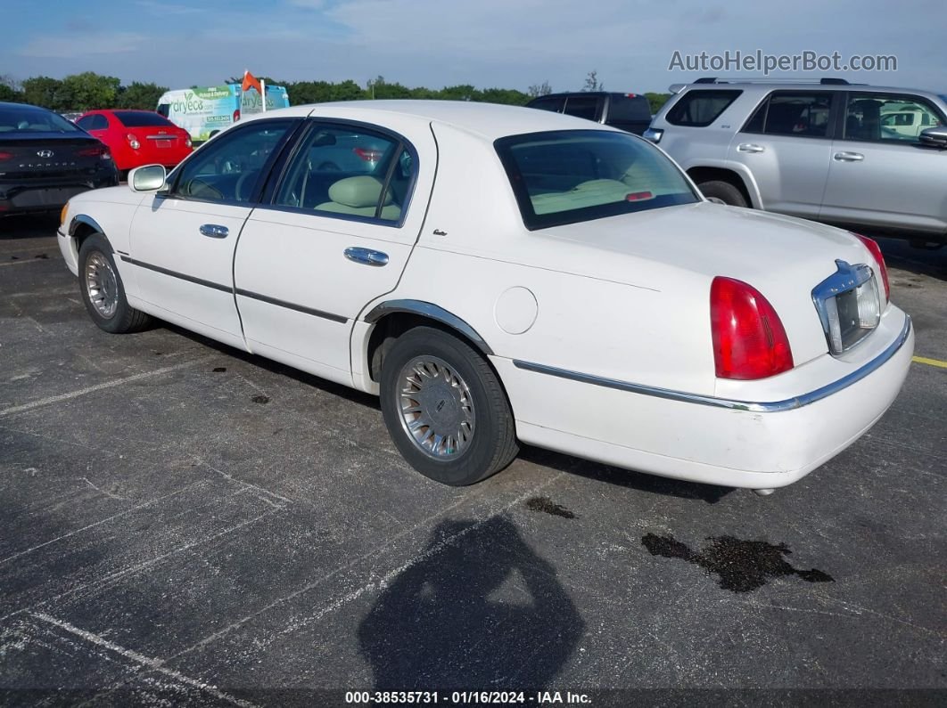 1999 Lincoln Town Car Cartier Белый vin: 1LNFM83W1XY613457
