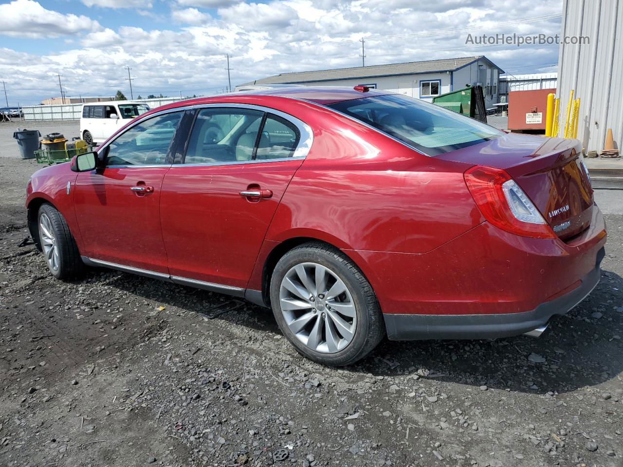 2014 Lincoln Mks  Красный vin: 1LNHL9DK3EG612150