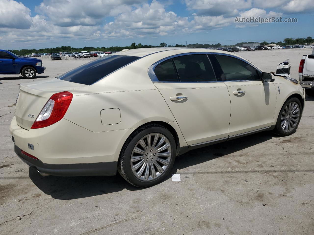 2014 Lincoln Mks  Beige vin: 1LNHL9DK4EG611976