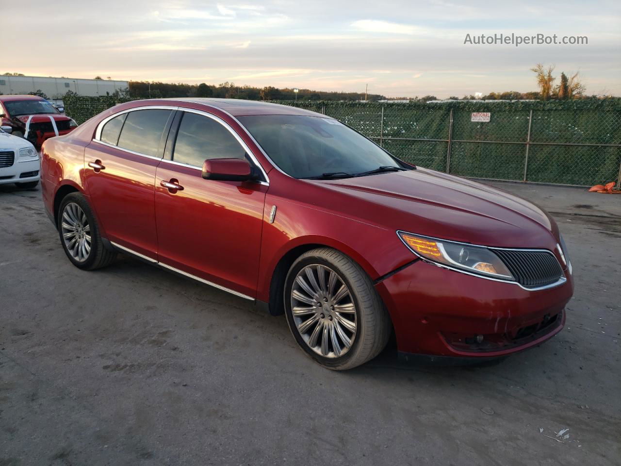 2014 Lincoln Mks  Красный vin: 1LNHL9DK6EG611977