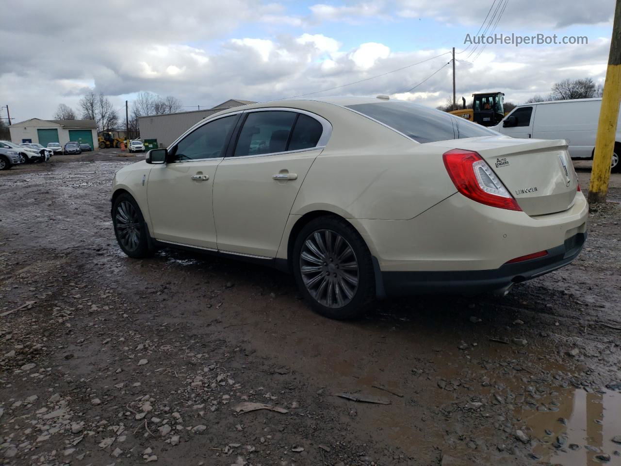 2014 Lincoln Mks  Cream vin: 1LNHL9EK0EG604134