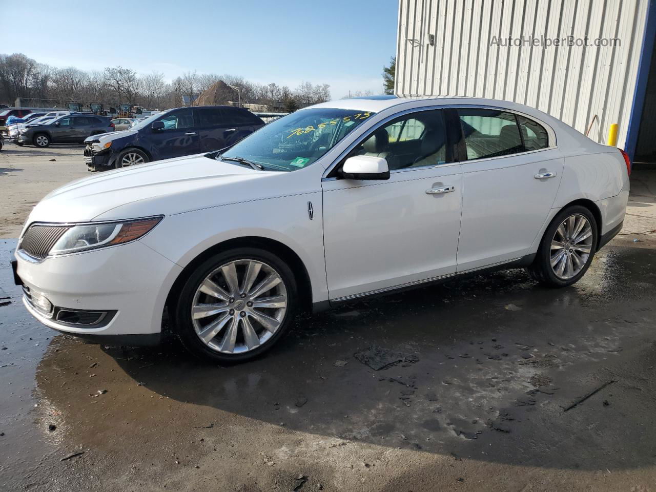 2014 Lincoln Mks  White vin: 1LNHL9FT7EG604414