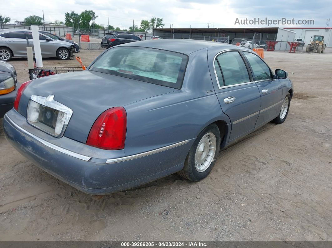 1999 Lincoln Town Car Executive Blue vin: 1LNHM81W4XY691615