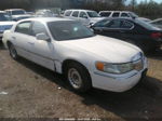 1999 Lincoln Town Car Executive Белый vin: 1LNHM81W4XY714455