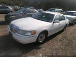 1999 Lincoln Town Car Executive Белый vin: 1LNHM81W4XY714455