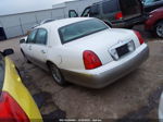 1999 Lincoln Town Car Signature White vin: 1LNHM82W7XY695432