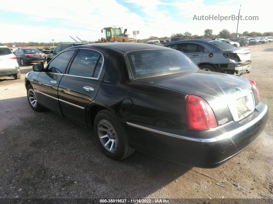 1999 Lincoln Town Car Signature Black vin: 1LNHM82W8XY645557