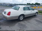 1999 Lincoln Town Car Signature White vin: 1LNHM82W8XY672791