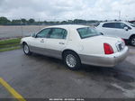 1999 Lincoln Town Car Signature White vin: 1LNHM82W8XY672791