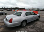 1999 Lincoln Town Car Signature Silver vin: 1LNHM82W9XY624345