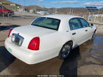 1999 Lincoln Town Car Signature White vin: 1LNHM82WXXY715432