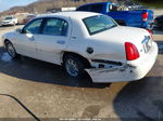 1999 Lincoln Town Car Signature White vin: 1LNHM82WXXY715432