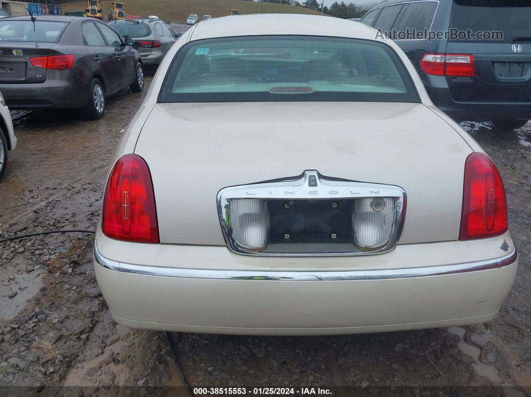 1999 Lincoln Town Car Cartier Кремовый vin: 1LNHM83W1XY627822