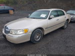 1999 Lincoln Town Car Cartier Бежевый vin: 1LNHM83W6XY604536