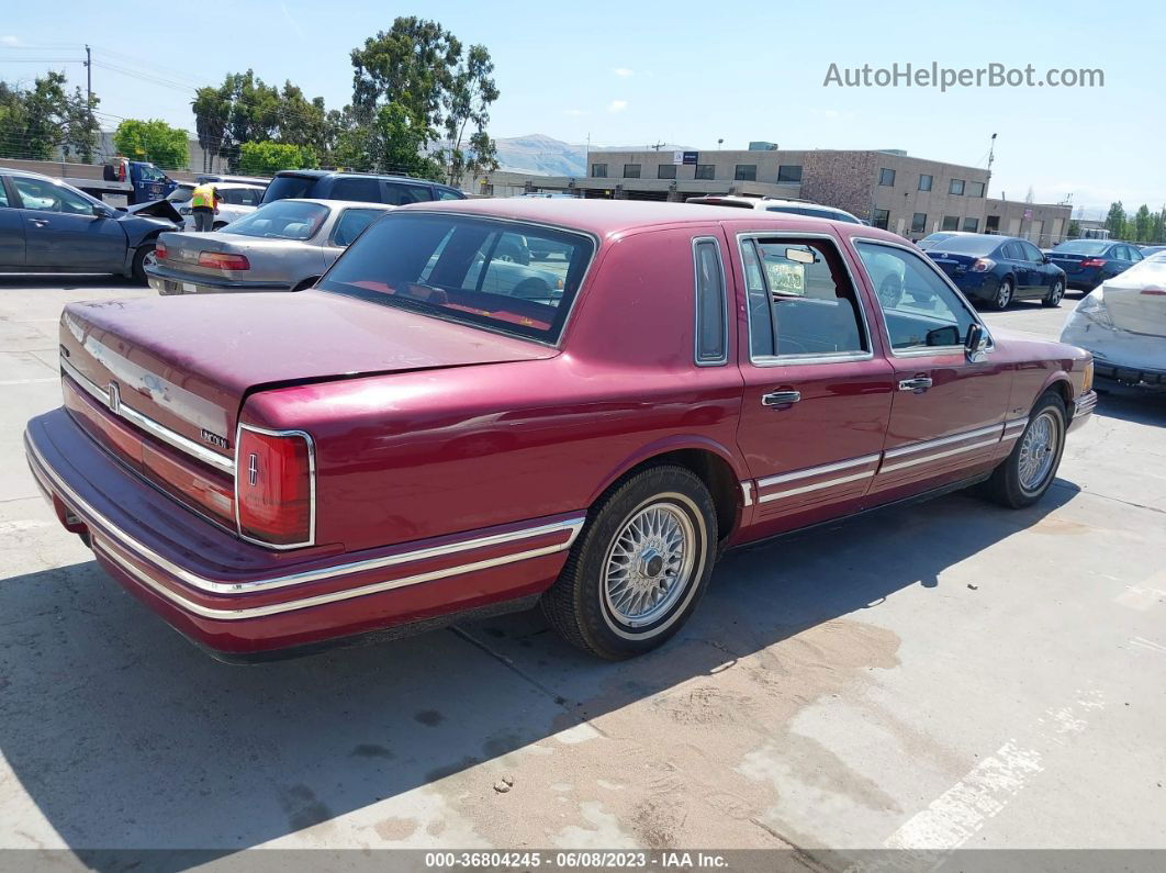 1992 Lincoln Town Car Executive Red vin: 1LNLM81W1NY625434