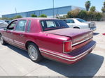 1992 Lincoln Town Car Executive Red vin: 1LNLM81W1NY625434