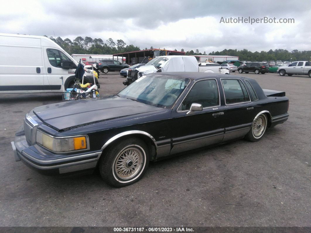 1992 Lincoln Town Car Executive Dark Blue vin: 1LNLM81W9NY732635