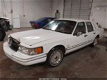 1992 Lincoln Town Car Executive Белый vin: 1LNLM81WXNY648016