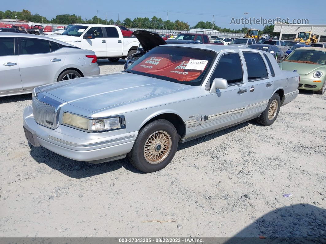 1995 Lincoln Town Car Signature/spinnaker Светло-синий vin: 1LNLM82W0SY607484