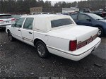 1995 Lincoln Town Car Signature/spinnaker Белый vin: 1LNLM82W0SY674537