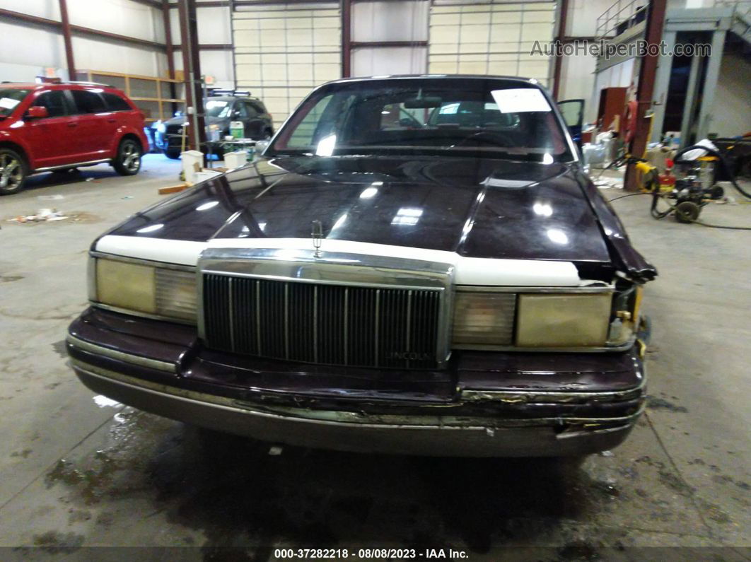 1992 Lincoln Town Car Signature Purple vin: 1LNLM82W4NY611753