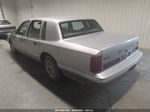 1995 Lincoln Town Car Signature/spinnaker Silver vin: 1LNLM82W4SY616995