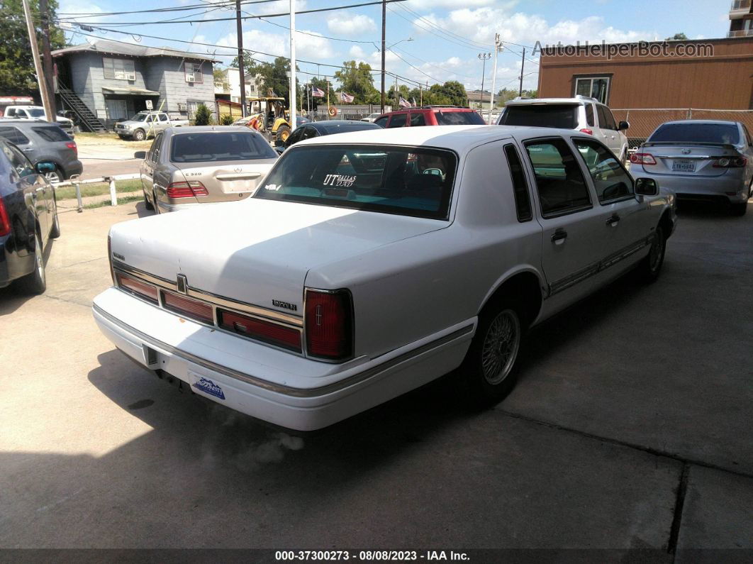 1995 Lincoln Town Car Signature/spinnaker White vin: 1LNLM82W4SY765343