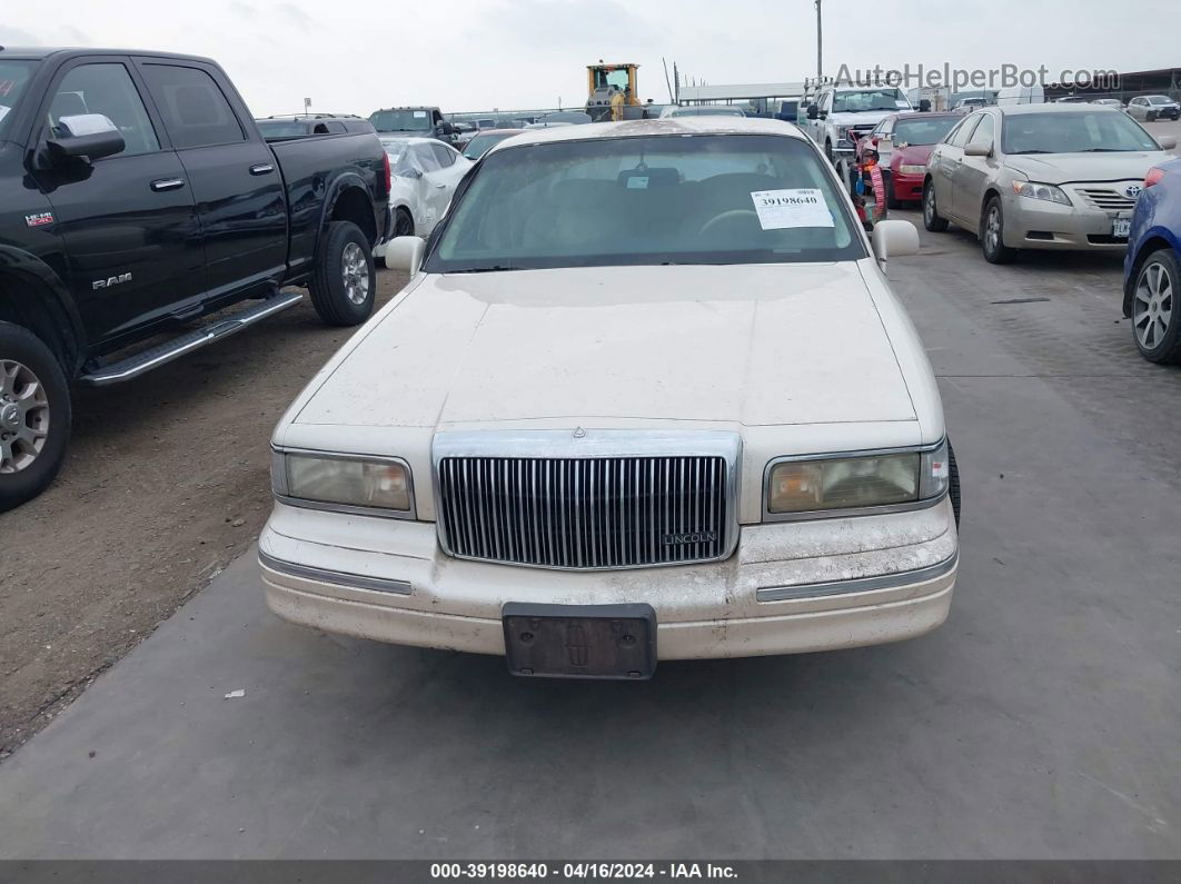 1995 Lincoln Town Car Cartier White vin: 1LNLM83W1SY674173