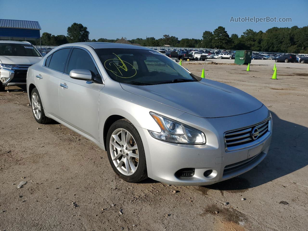 2014 nissan maxima silver