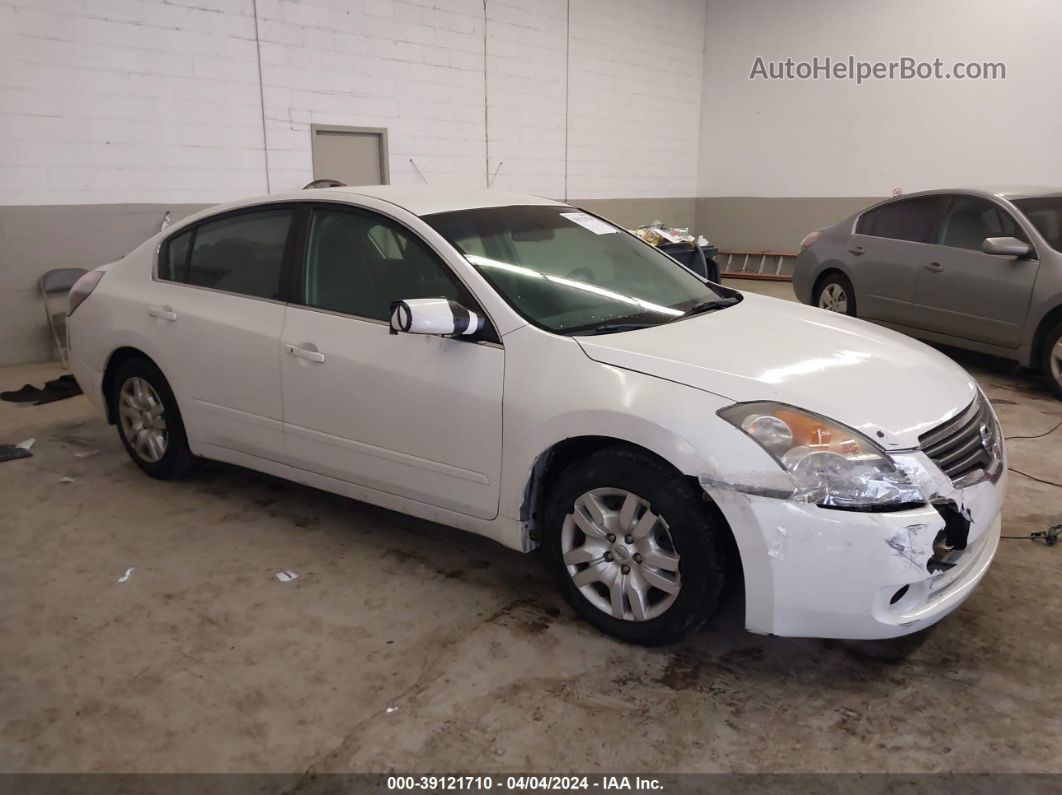 2009 Nissan Altima 2.5 S White vin: 1N4AL21E09N428576