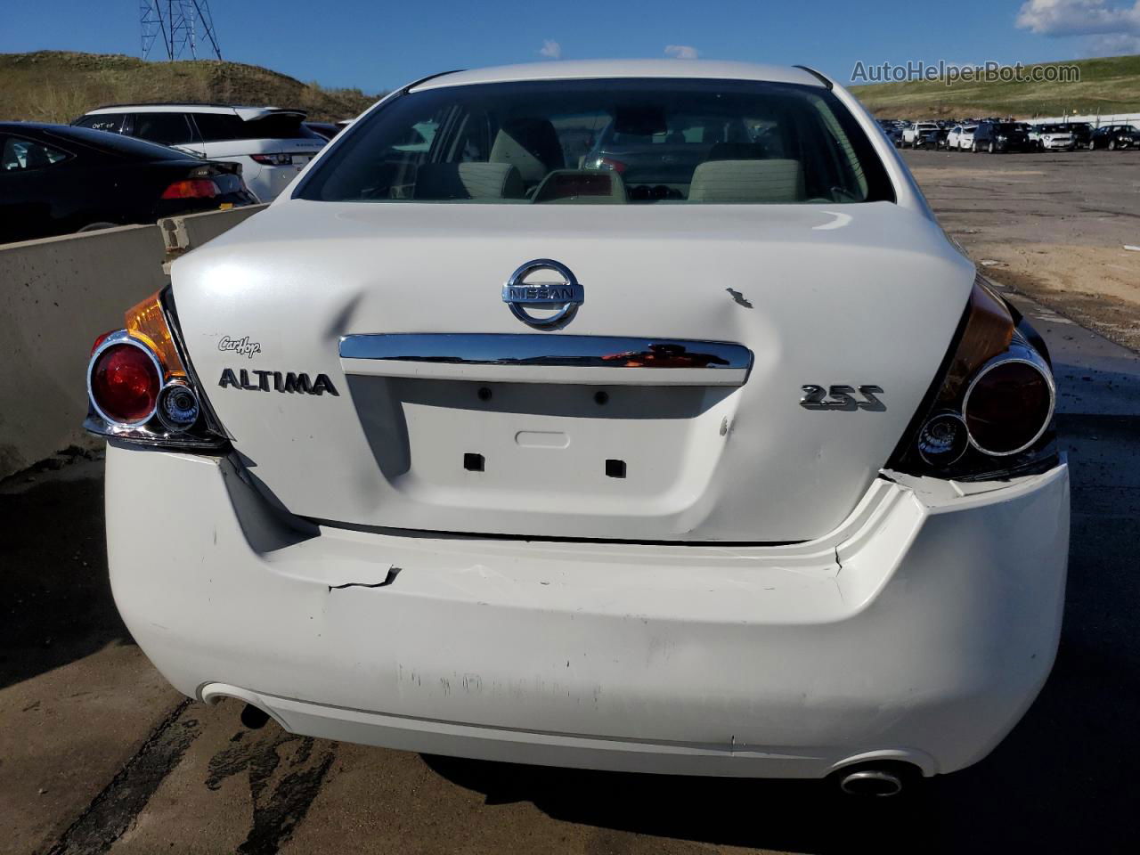 2009 Nissan Altima 2.5 White vin: 1N4AL21E19C141162