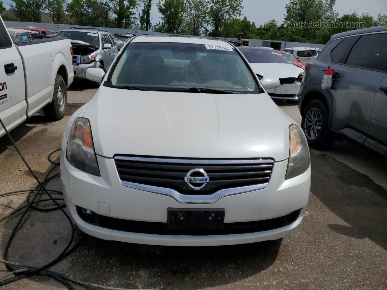 2009 Nissan Altima 2.5 Белый vin: 1N4AL21E29N471624